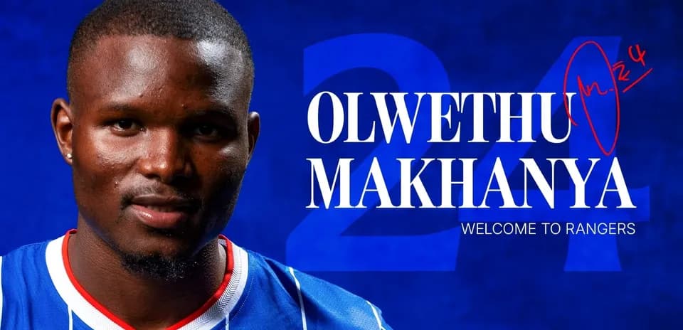 Player Olwethu Makhanya in Rangers jersey