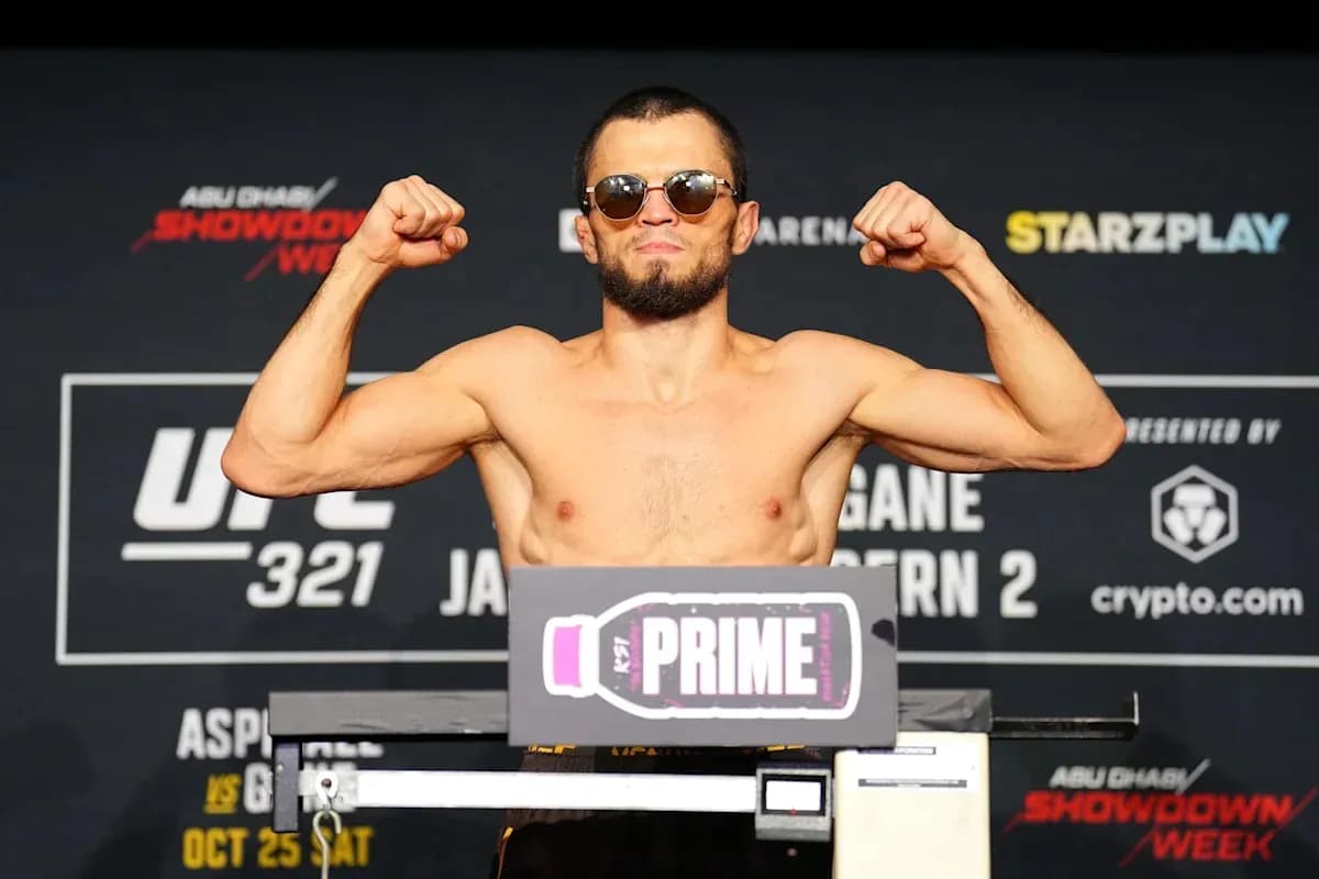 Fighter weighing in at UFC 321 event