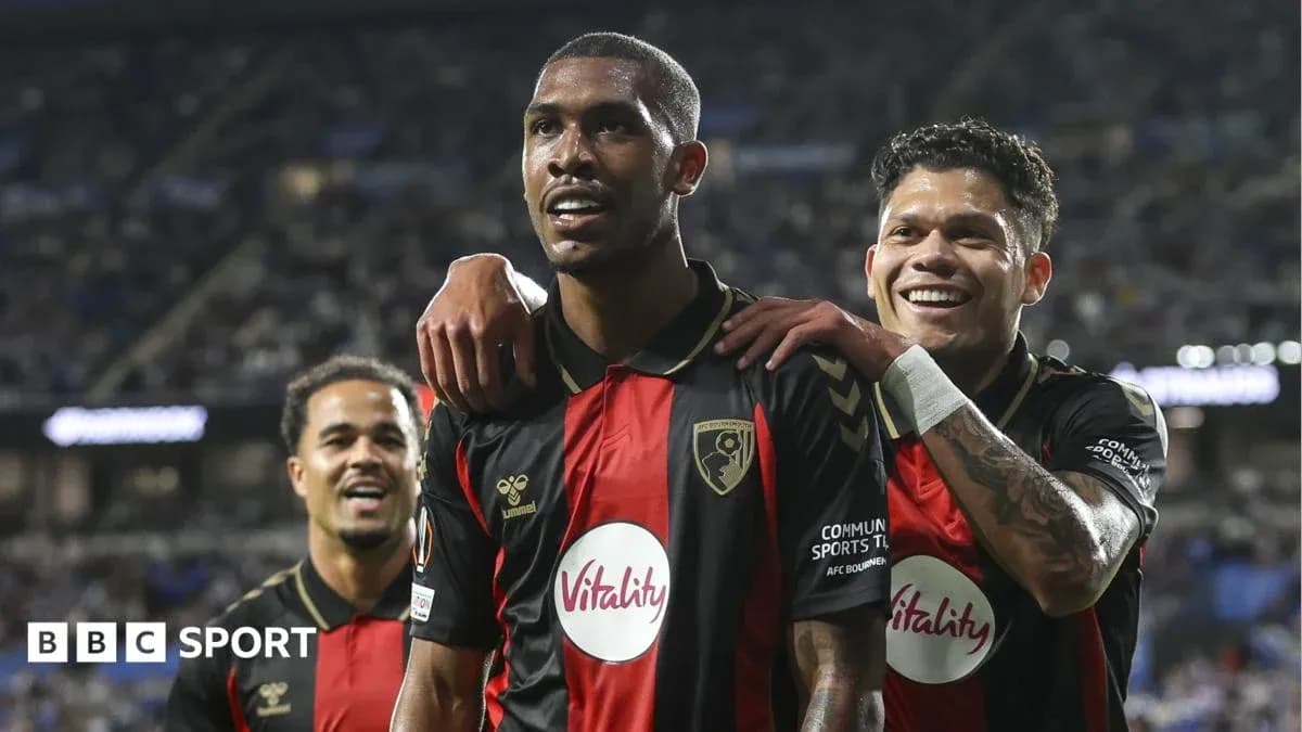 AFC Bournemouth players celebrating a goal together