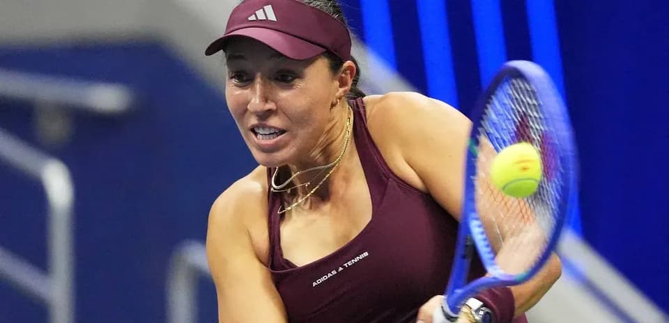 Female tennis player hitting a forehand shot
