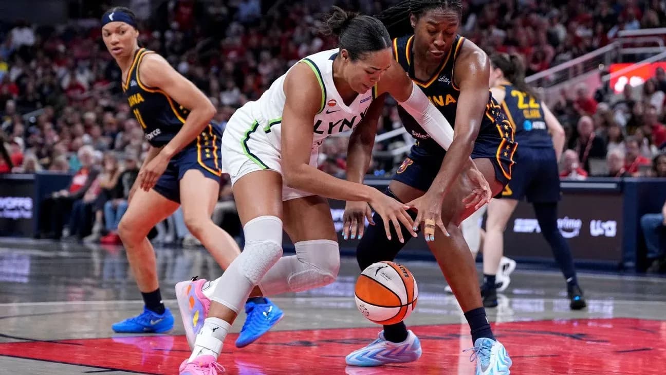 Players battling for the basketball during game