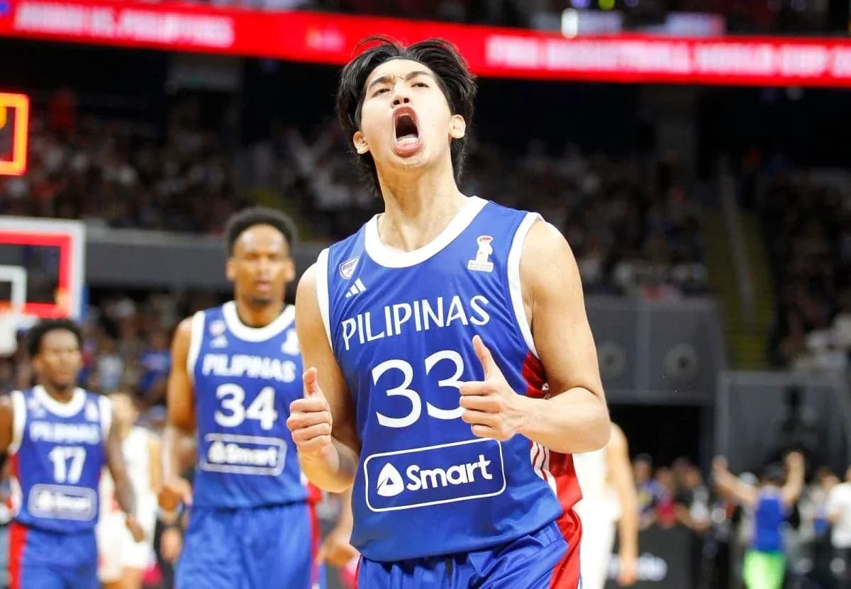 Player celebrating during basketball match for Pilipinas