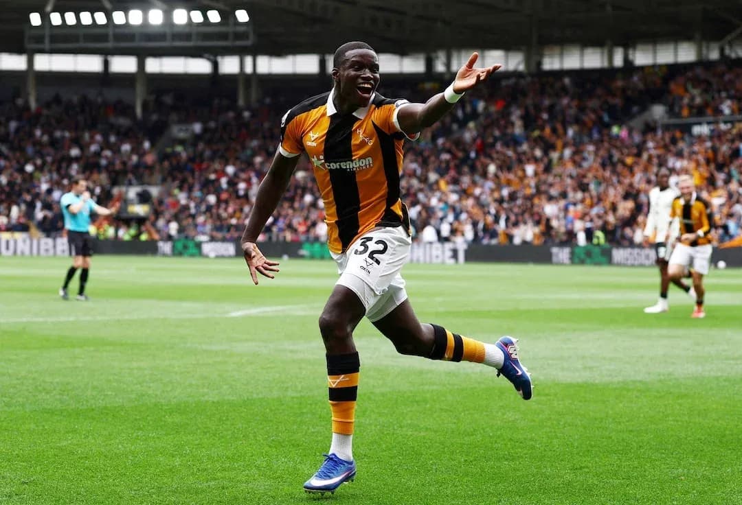 Hull City player celebrating a goal