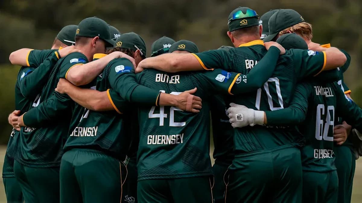 Cricket team huddled together before the match