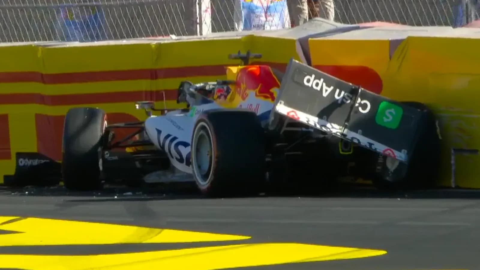 Car crashed into barriers during Formula 1 race Car crashed into barriers during Formula 1 race
